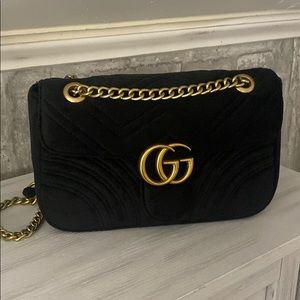 GG Marmont SUEDE medium bag